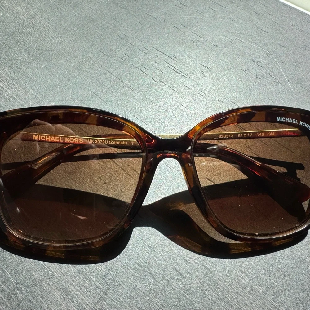 Michael Kors Brown Tortoise Sunglasses - Picture 6 of 6